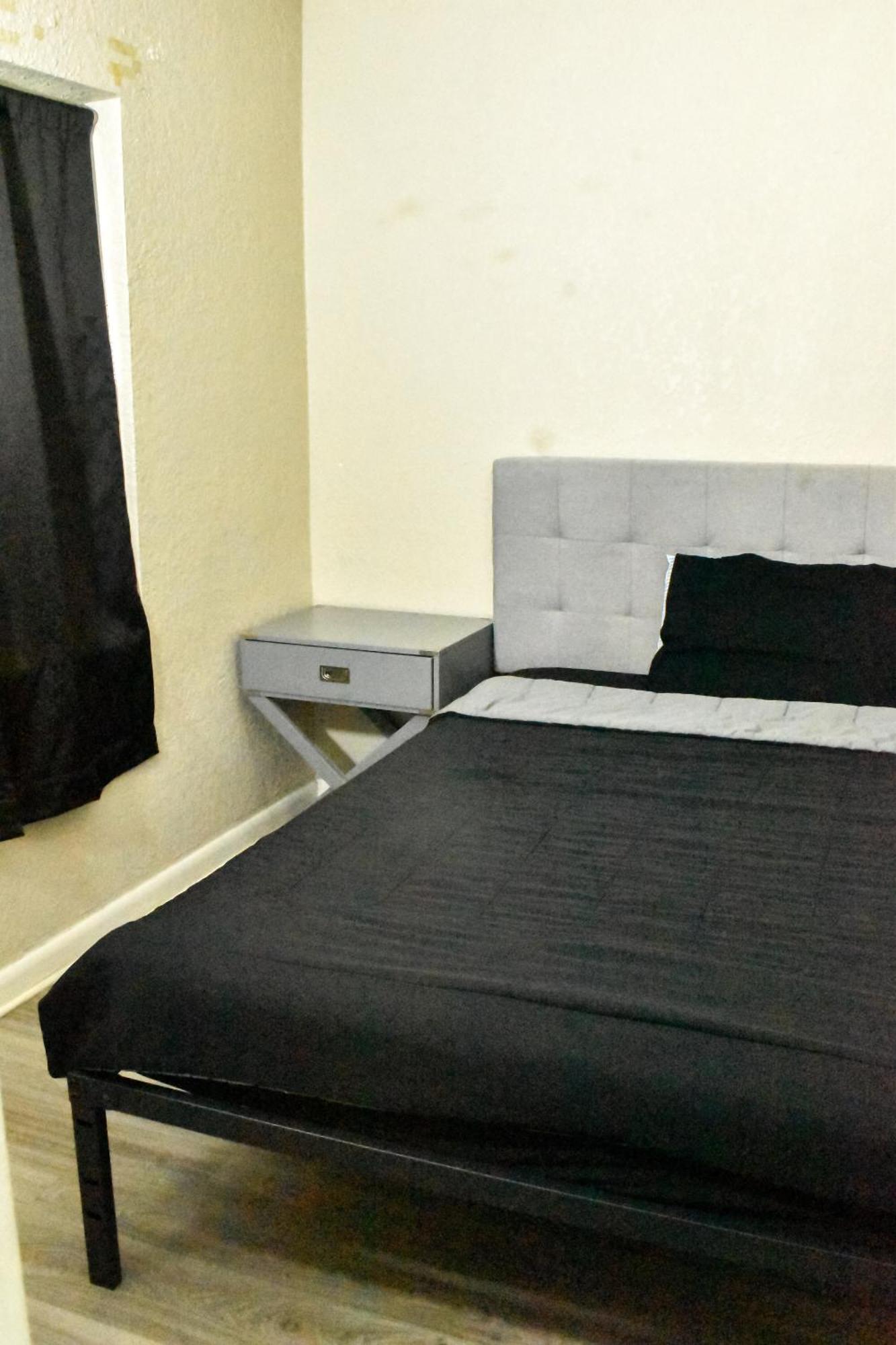 The Midtown Stay Tampa Pokoj fotografie